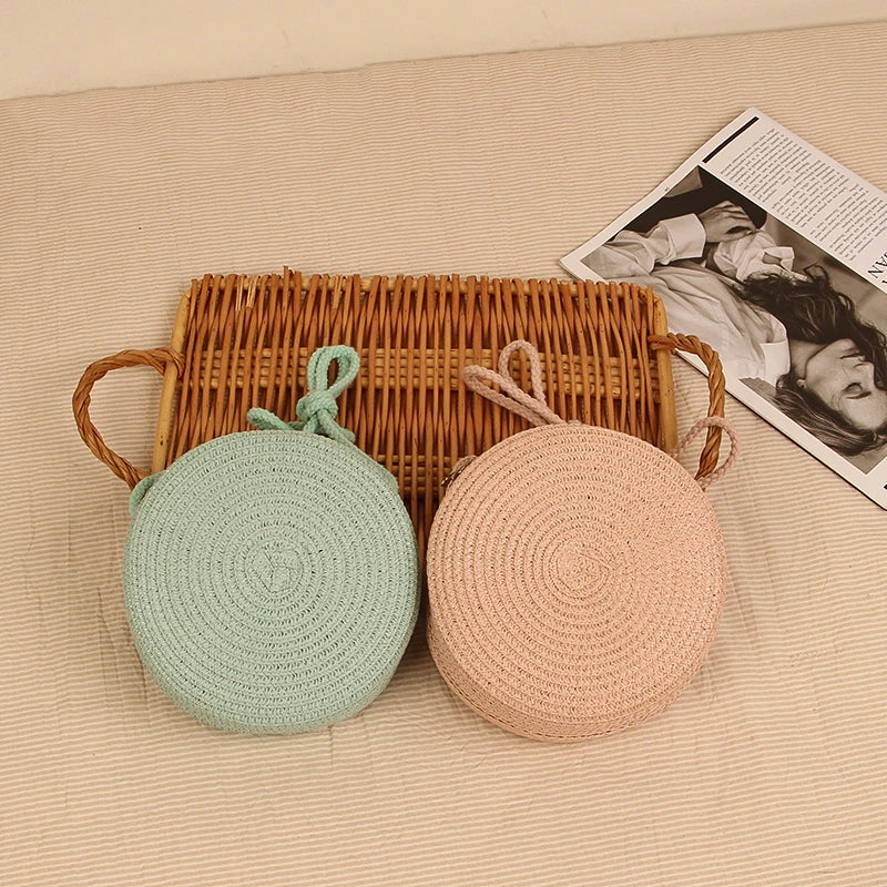 Sac rond en paille tressée pour femme Sac bandoulière d'été style rotin