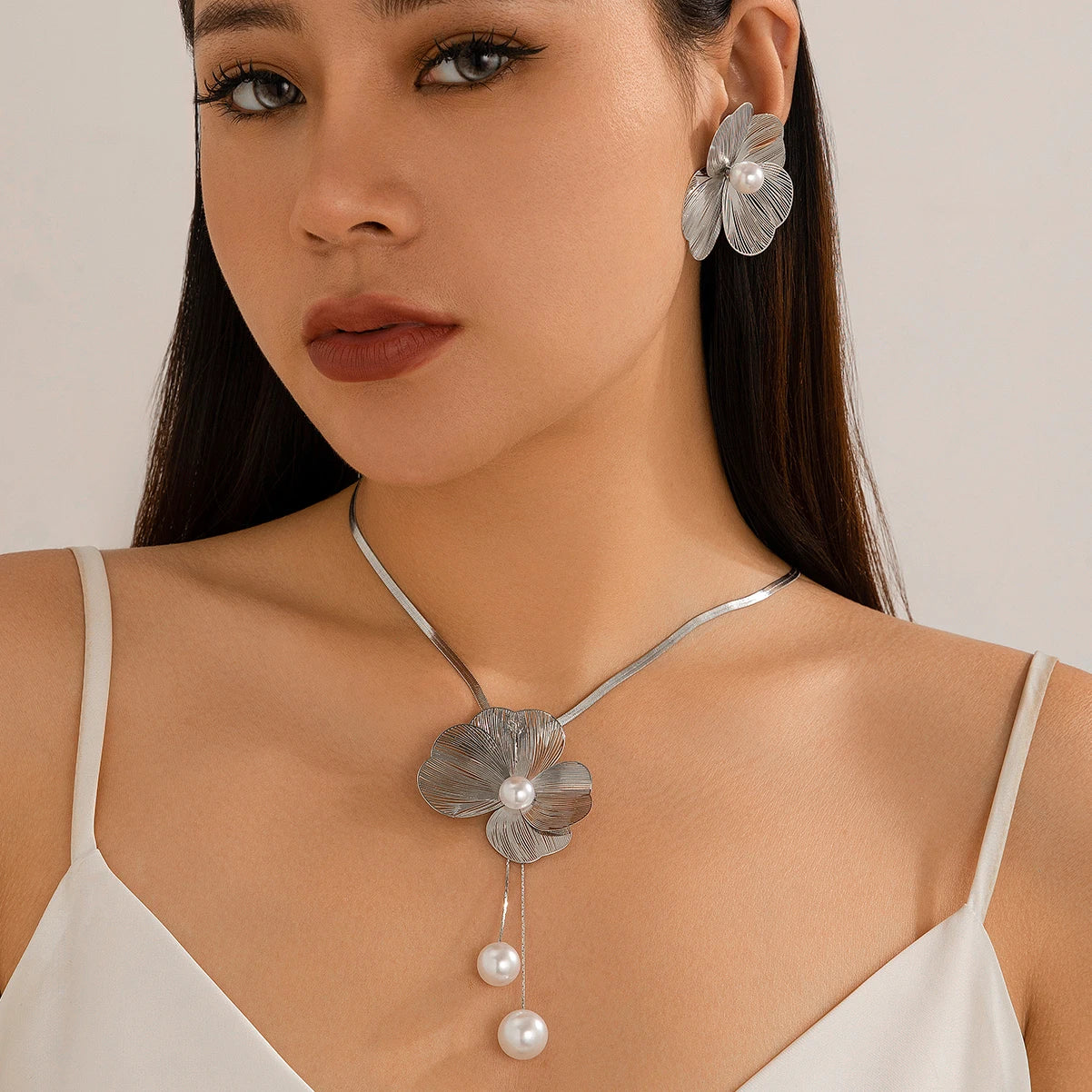 Ensemble Collier et Boucles d'Oreilles Fleur Perle Elégant - NatyGlam's