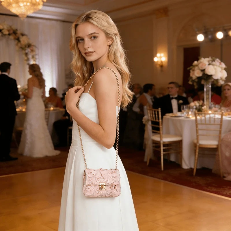 Sac à main de soirée en satin fleuri 3D pochette élégante avec chaîne amovible
