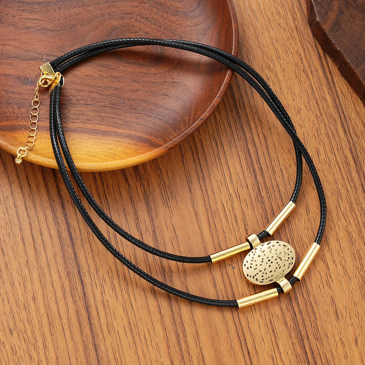 Ensemble Collier et Bracelet Vintage en Faux Cuir avec Pendentif Ovale - NatyGlam's