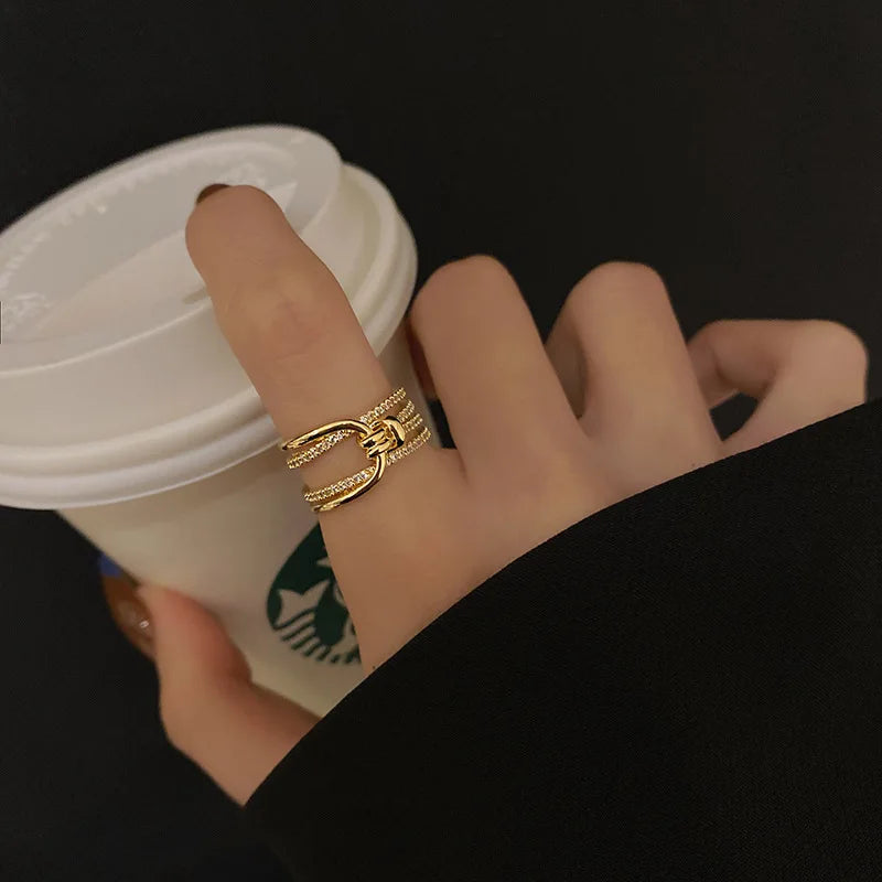 Bague Ajustable Feuille de Palmier Dorée avec Zircon - NatyGlam's