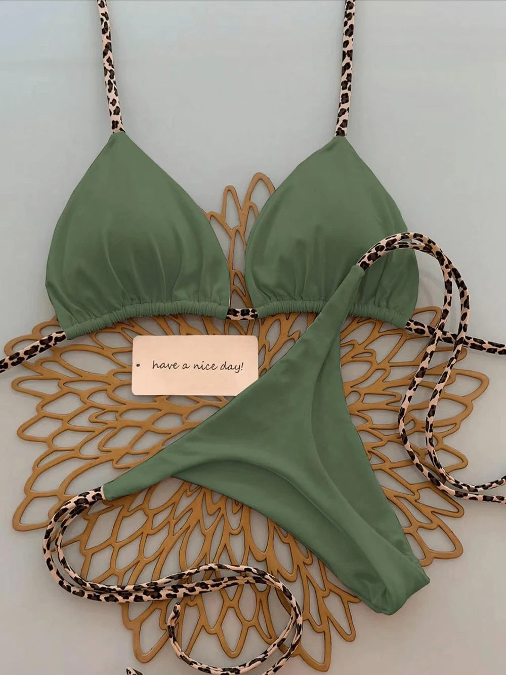 Maillot de bain femme 2 pièces bikini string triangle différents modèles et coloris