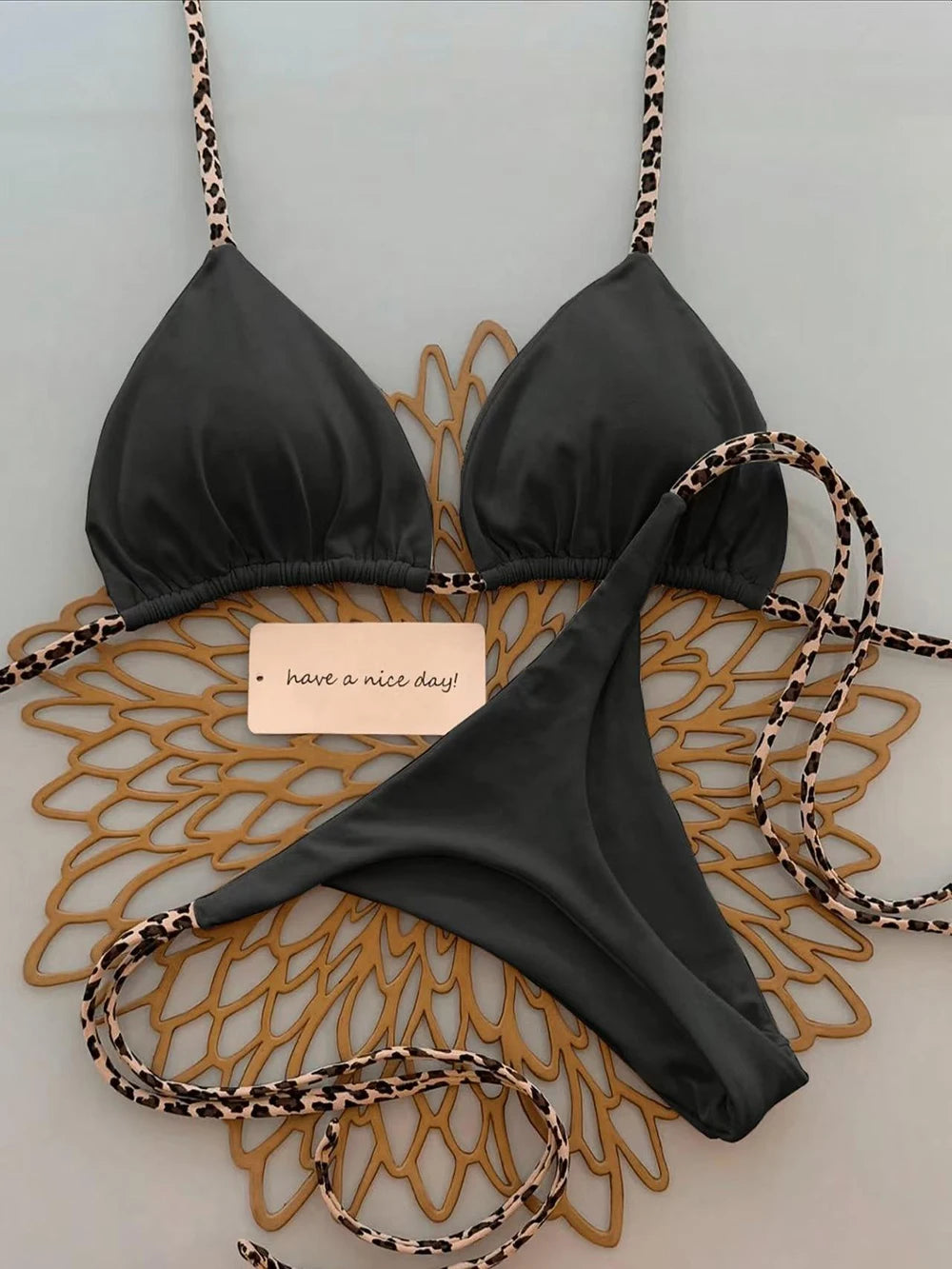 Maillot de bain femme 2 pièces bikini string triangle différents modèles et coloris