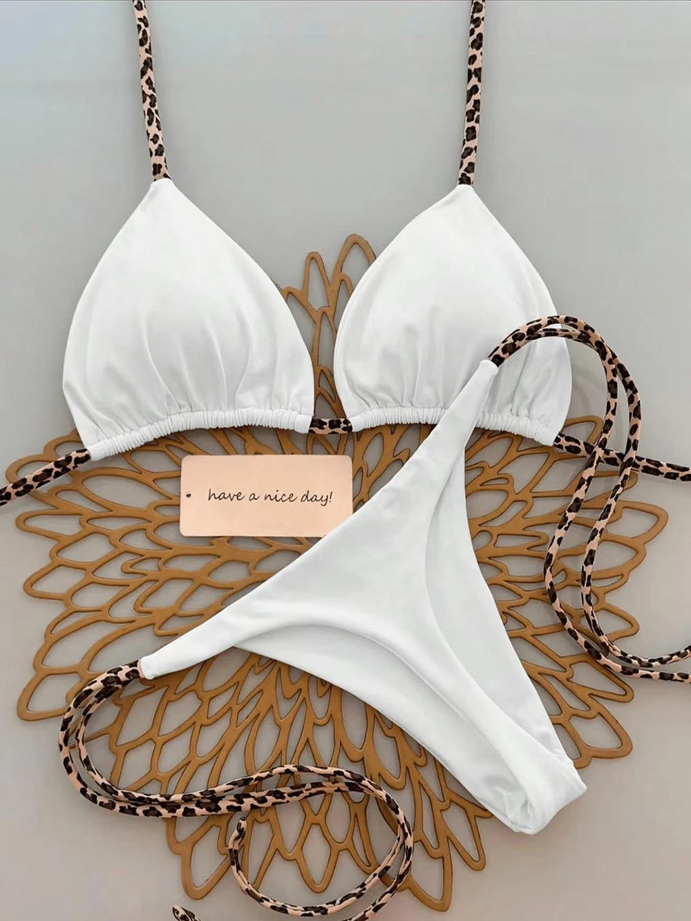 Maillot de bain femme 2 pièces bikini string triangle différents modèles et coloris