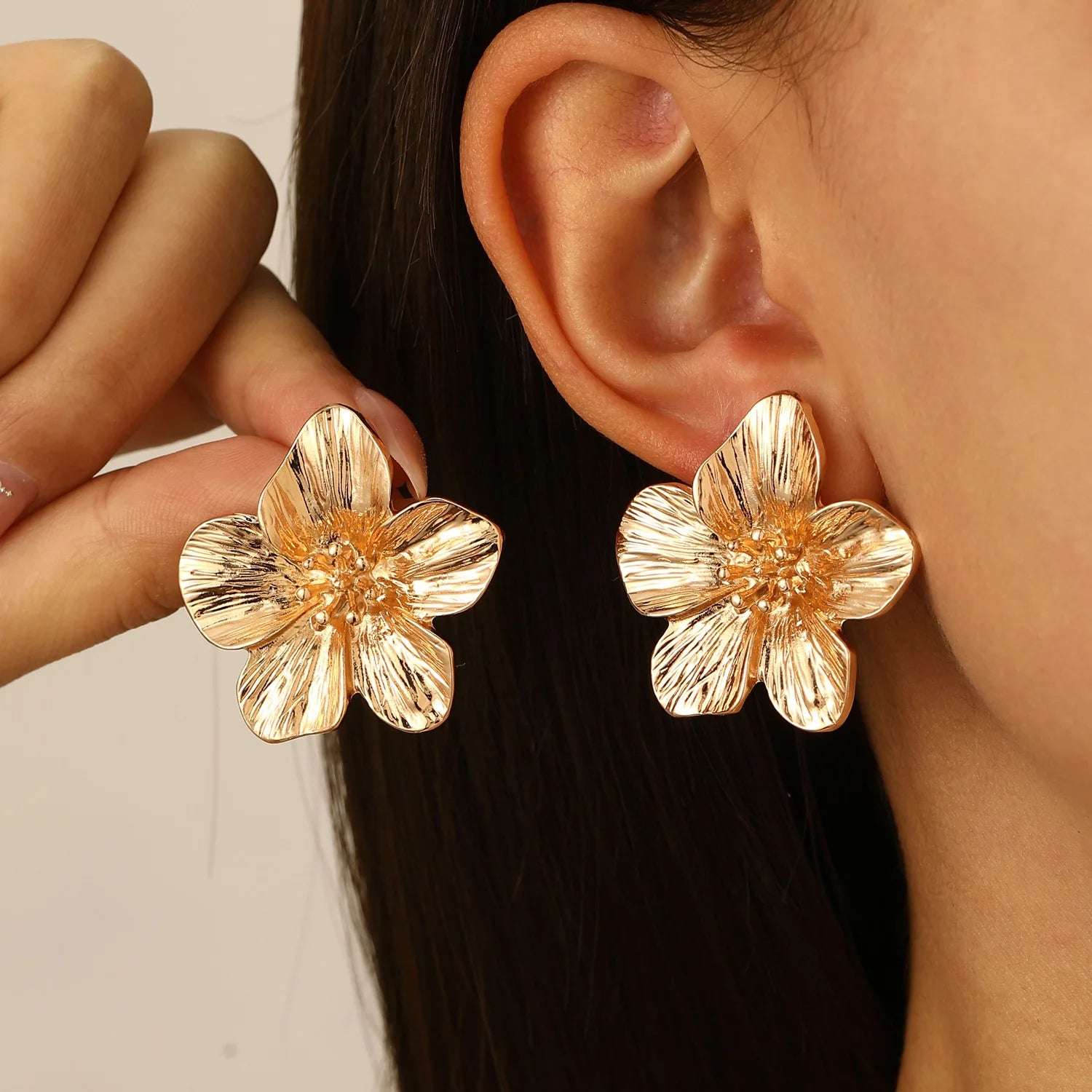 Boucles d'oreilles Fleur en Acier Inoxydable - NatyGlam's