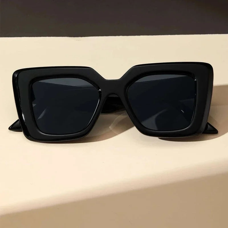 Lunettes de soleil carrées oversize élégance urbaine - NatyGlam's